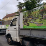 Camion pour débarras des déchets verts